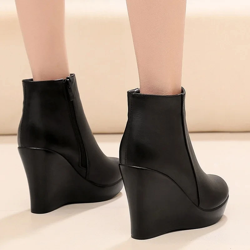 Women Genuine Leather Platform Ankle Boots Winter Female Plush Snow Boots Round Head Wedge Boots Women High Heel Shoes