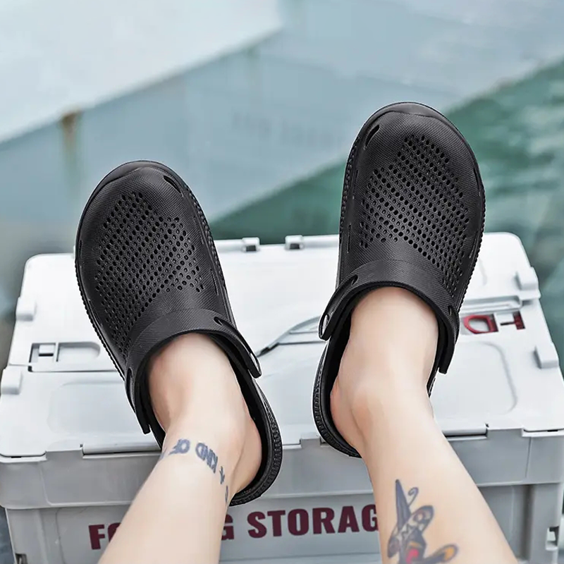 New Lightweight Non-slip Hole Shoes Men's Outdoor Casual Two-wear Big Toe Sandals Soft Elastic Comfortable Couple Beach Sandals