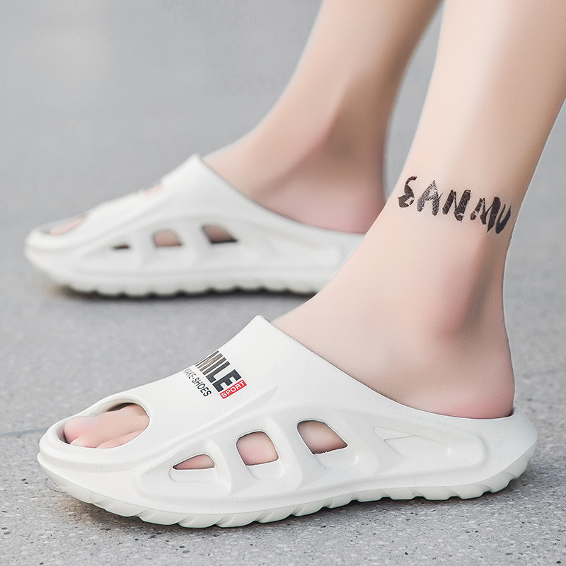 Fashion Men Slippers Indoor Outdoor Sandals Beach Soft Sole Slides Mens Casual Shoes Mens Flip-flops Home Slippers Sandals New
