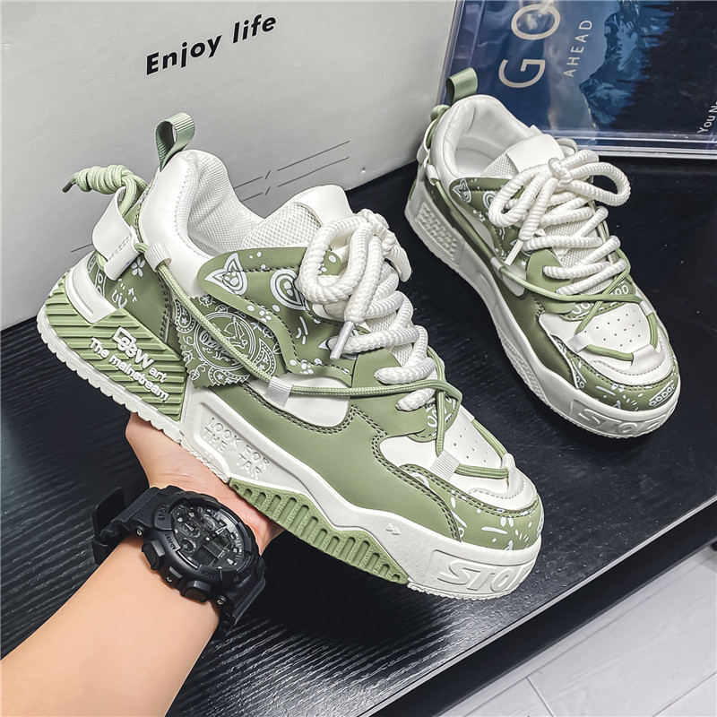 Trendy Green Designer Street Sneakers For Men Fashion Print Casual Skateboard Shoes Men Platform Low Lace-up Men's Skate Shoes