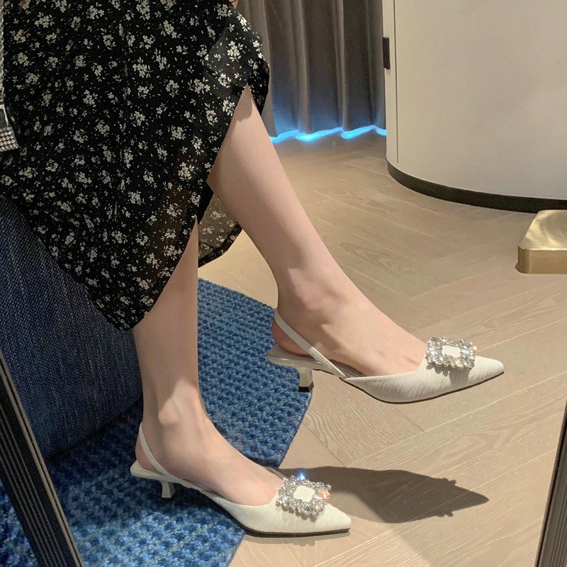 Summer 2024 New Square Crystal New Buckle Rhinester Pointed Head High Heel Women's One-e Belt Baotou Sandals 0829