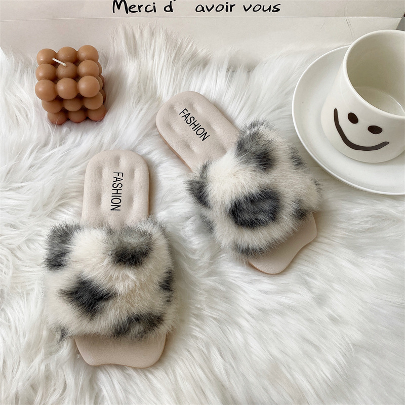 Graphic designer slippers, single brand's new casual women's shoes, soft soled outdoor home slippers for women to keep warm in autumn and wi