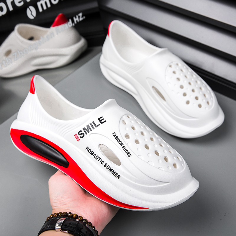 New Men Slippers Sandals Beach Outdoor Slip-on Clogs Garden Shoes Design Soft EVA Comfortable Sandals Mens Indoor Home Slippers