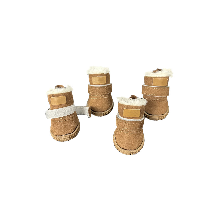 2025 new Pet Winter Cotton Shoes Scarf Hat Sweater Plush Toy Designer Puppy Dog Christmas Clothes