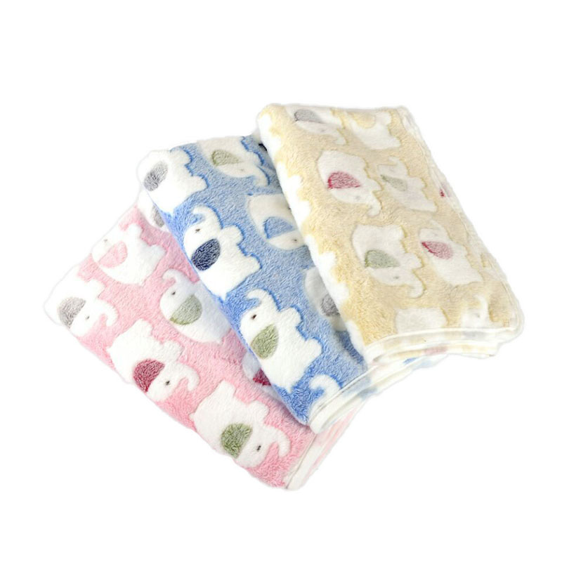 Fluffy Soft Pet Blanket Coral Fleece Dog Paw Bones Print Cute Pattern Dog Bed Warm And Breathable Cat Dog Blanket Pet Supplies