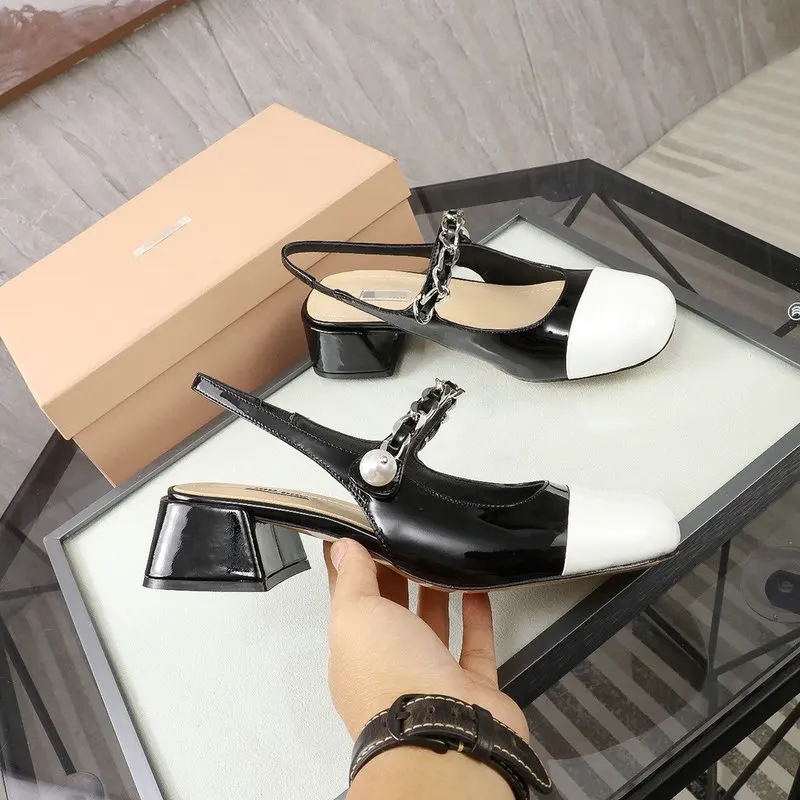 Spring New 2024 New Mary Jane Sandals Square Head Pearl Chain Thick Heel Single Shoe With Empty Back 01a9