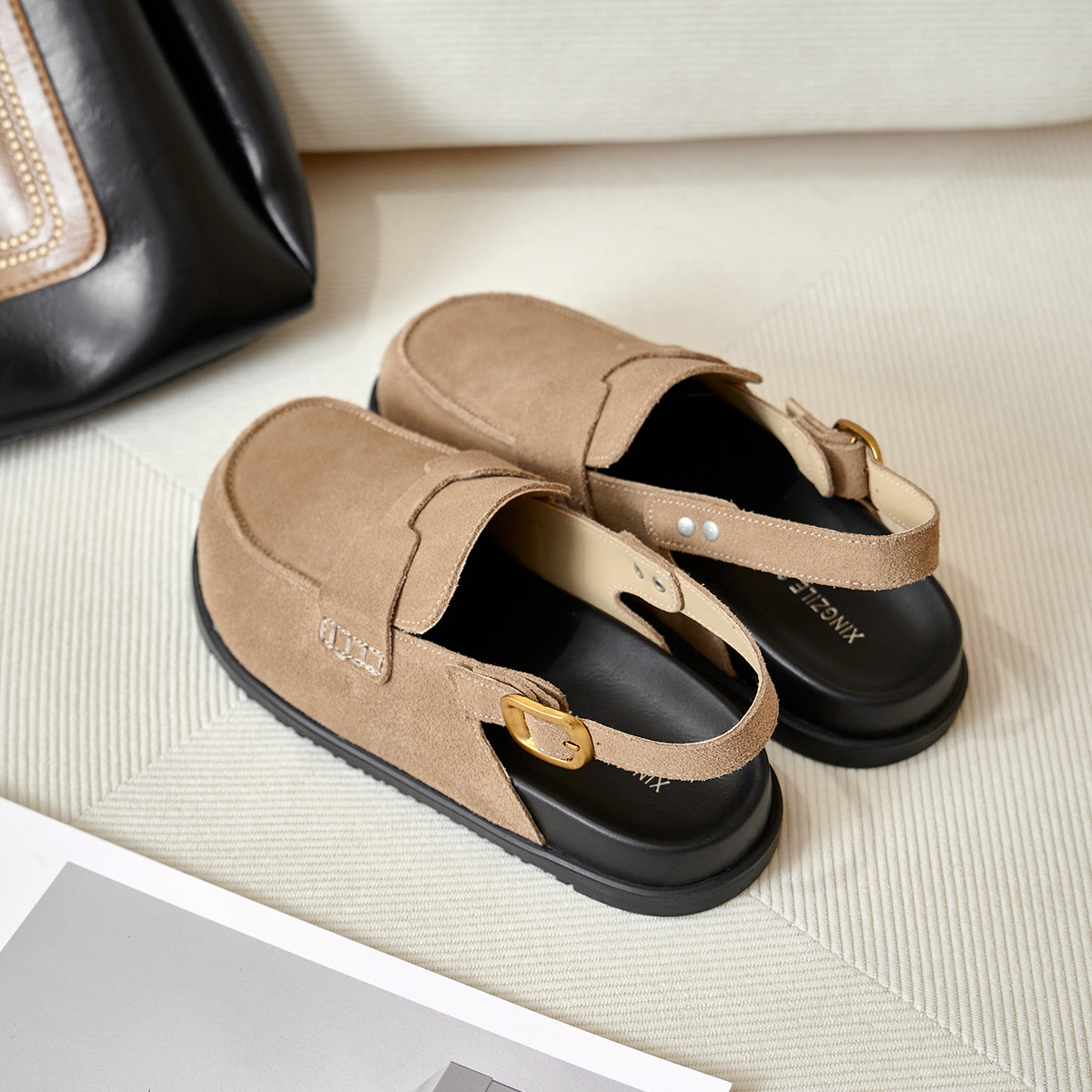 ck Low House Slippers Platform Shoes Slides Cover Toe Mules For Women 2024 Soft Flat Rubber Hoof Heels PU Basic Fabric Casual dh911125171