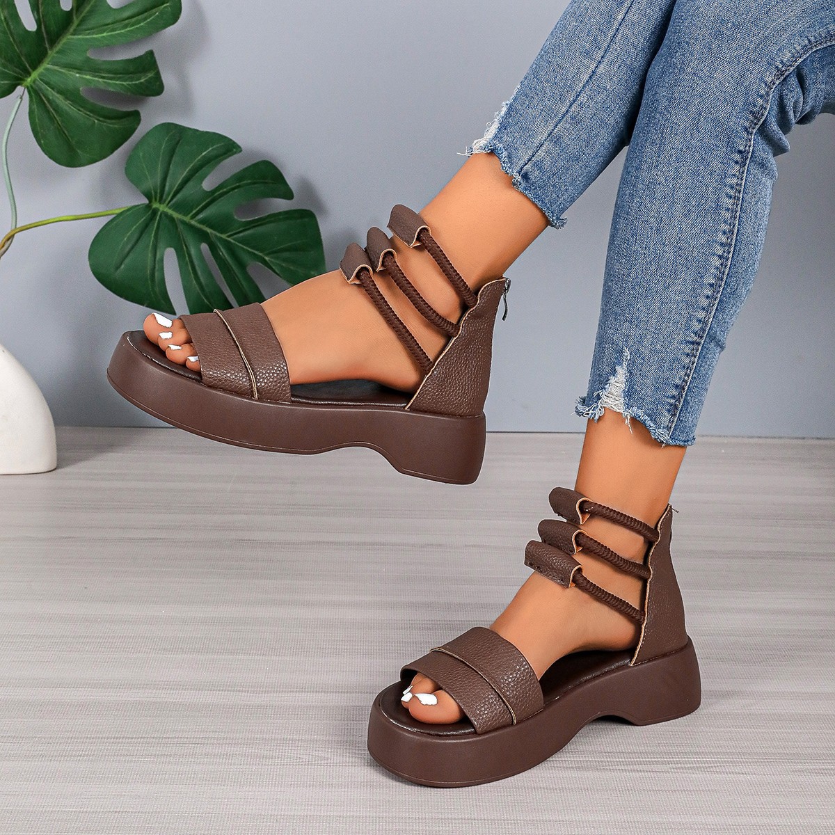 2025 new New Fashion Summer Retro Thick Bottom Pen Toe Hollow Back Zip Women's Sandals Brown Platform Elegant Heel Sandales Femme 7d4a