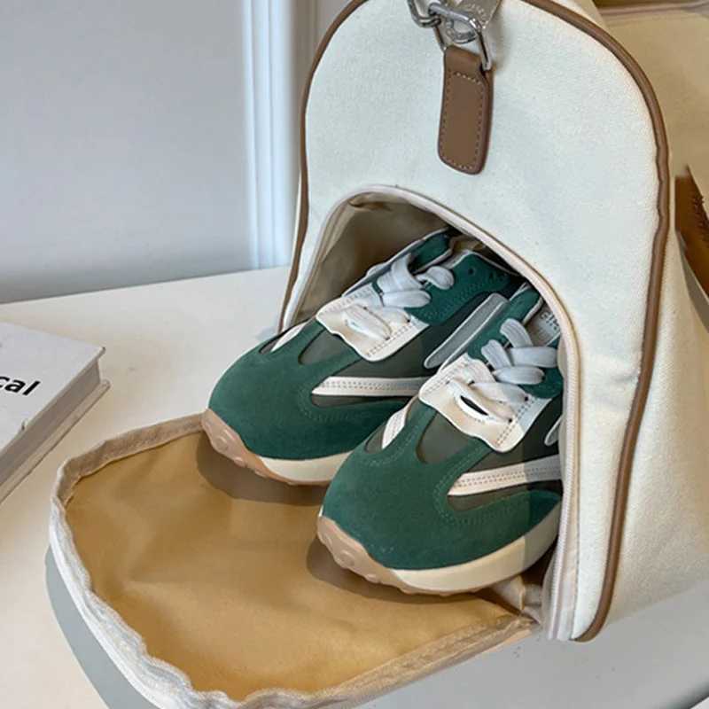 Carry on Short Distance Travel Bag Graffiti Outdoor Sports Gym Fitness Shoulder Tote Large Storage Luggage Handbag for Women 240914