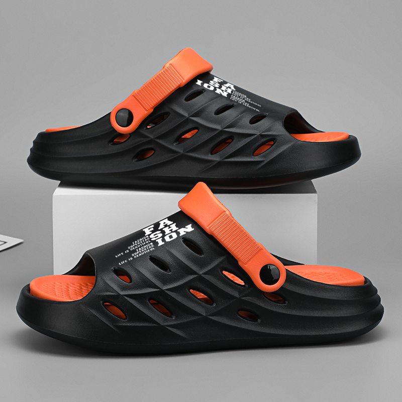 Brand Men Outdoor Sandals Slippers Beach Comfortable Thick Sole Clogs Men Casual Shoes Garden Shoes Men's Beach Sandals Slippers