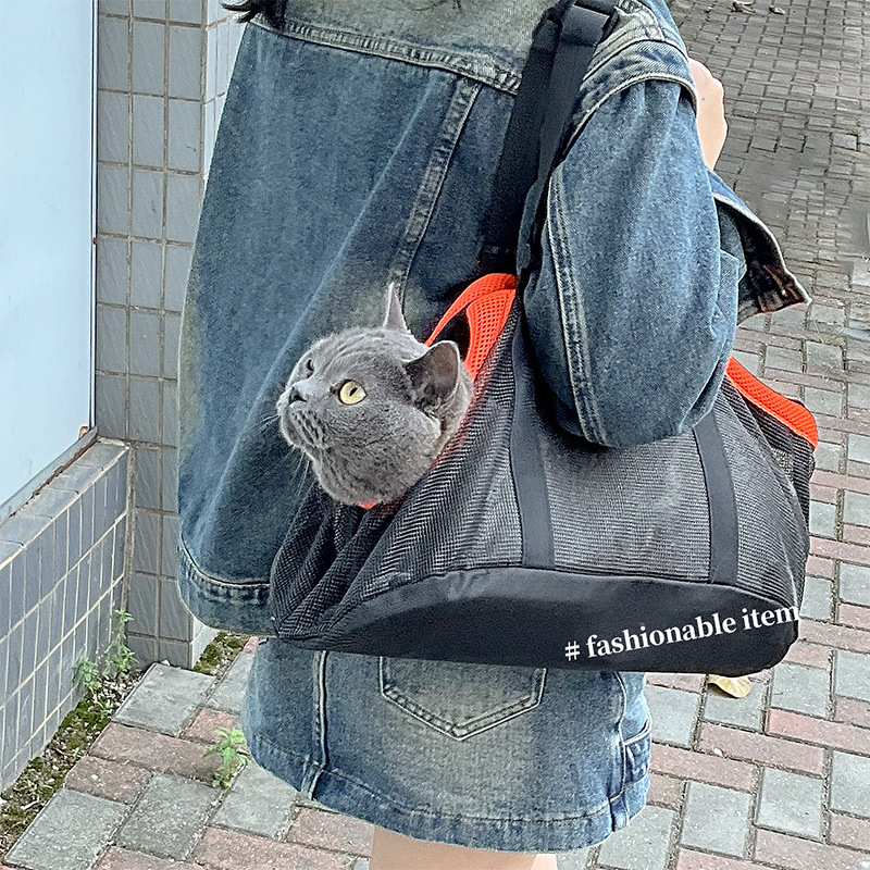 Pet Supplies Dog and Cat Shoulder Bag Crossbody Bag Travel Breathable Mesh Pet Backpack Bag