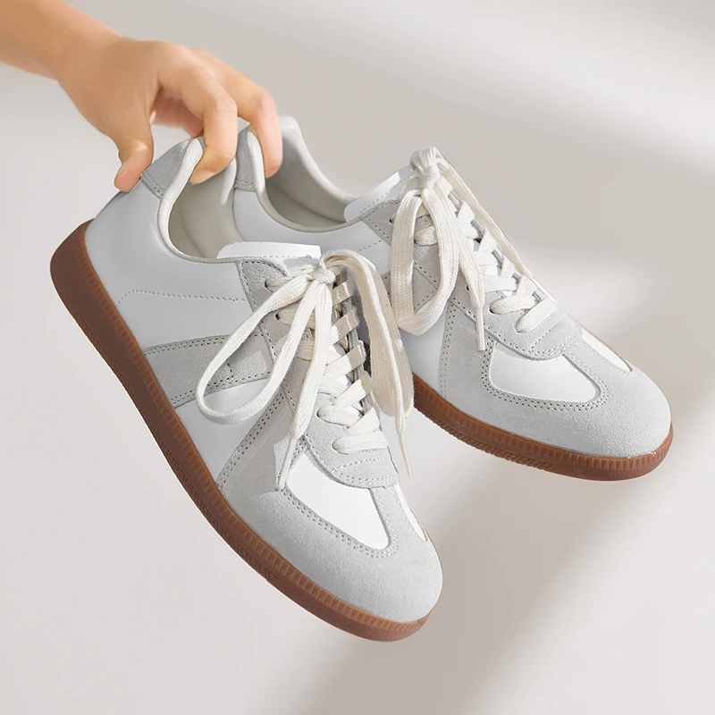 2024 Summer Fashion: Unisex Couples' Casual Sneakers - Flat Bottomed Comfort Meets Trendy Versatility