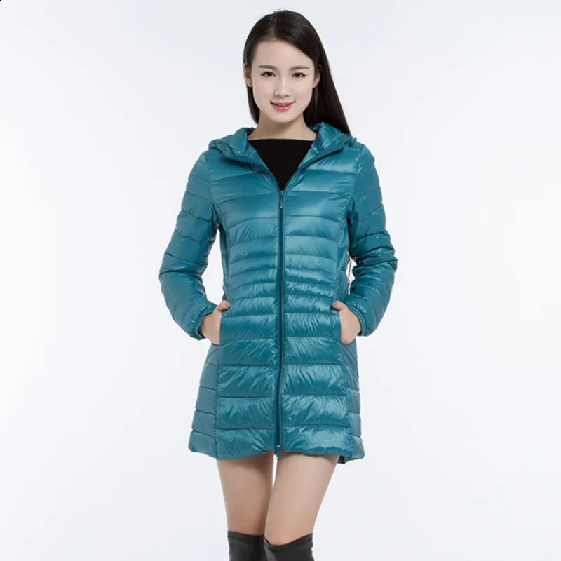 Womens medium length hoodie ultra-thin lightweight large-sized womens jacket wholesale and airdrop for autumn and winter 240913