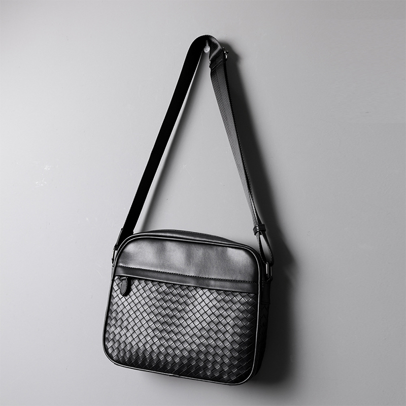 Woven Shoulder Bag Unisex Laptop Waist Bags Mens Crossbody Bag -0 Casual Mens Small Backpack Black Mailman Bag Casual Business Briefcase ABP2409141