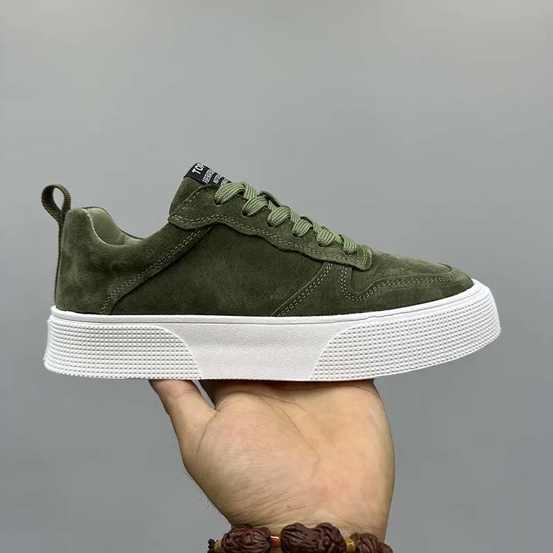 Men's Trendy Flat Shoes Autumn Winter Fashion Lightweight Comfortable Sports Shoes Soft Anti Slip Casual Shoes Travel 2024