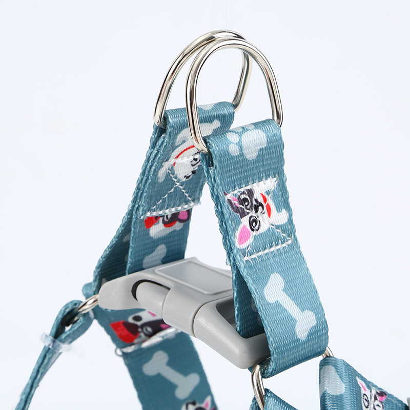 Adjustable Vest Style Dog Harness with Matching Leash To Prevent Breaking Loose Pet Harness and Leash Set for Cats and Puppies