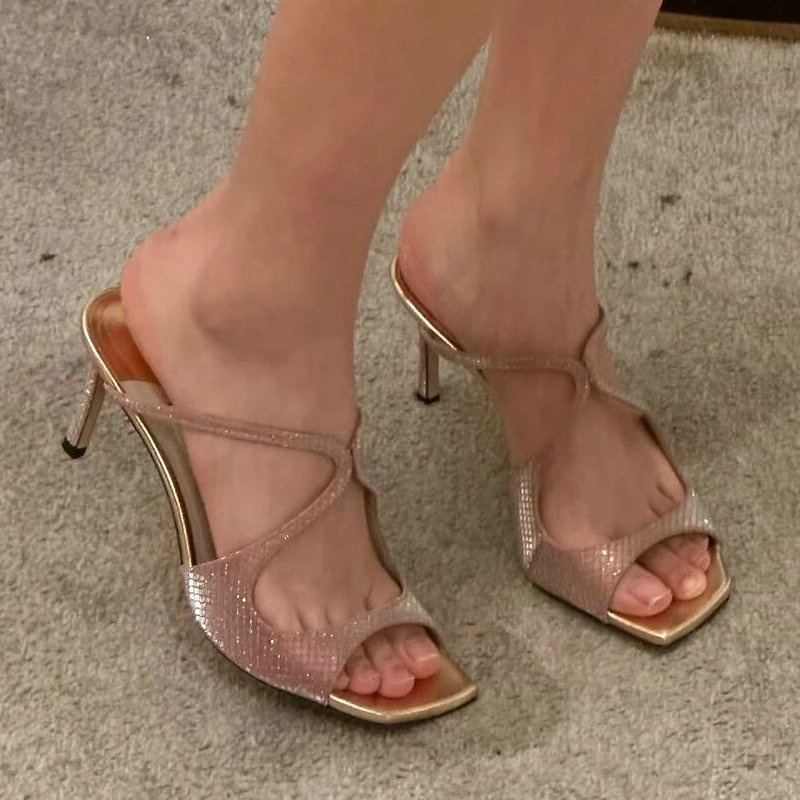 2024 Summer New Sexy Open Toe Slippers Women Cross Belt Sequin Square Heel Fashion High Heels