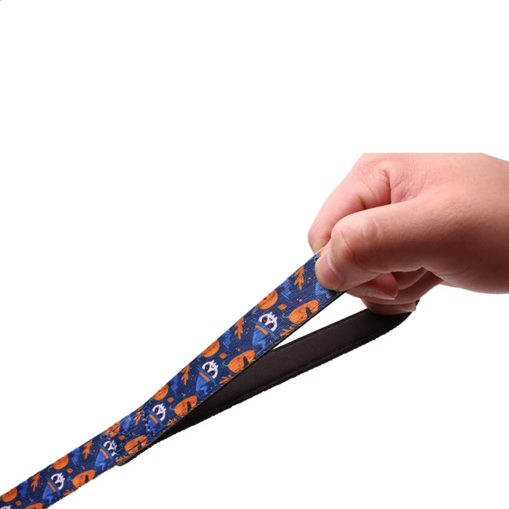 Personalized dog collar set Christmas and Halloween pet supplies small medium and large dog sausages Shiba Inu small dog scarf 240914