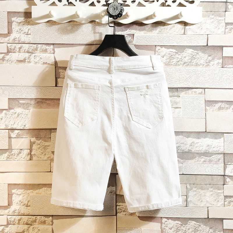 Shorts Male Jeans Men Jean Shorts Hole Bermuda Skate Board Harem Mens Jogger Ankle Ripped Wave Denim Shorts Black and WhiteX240914