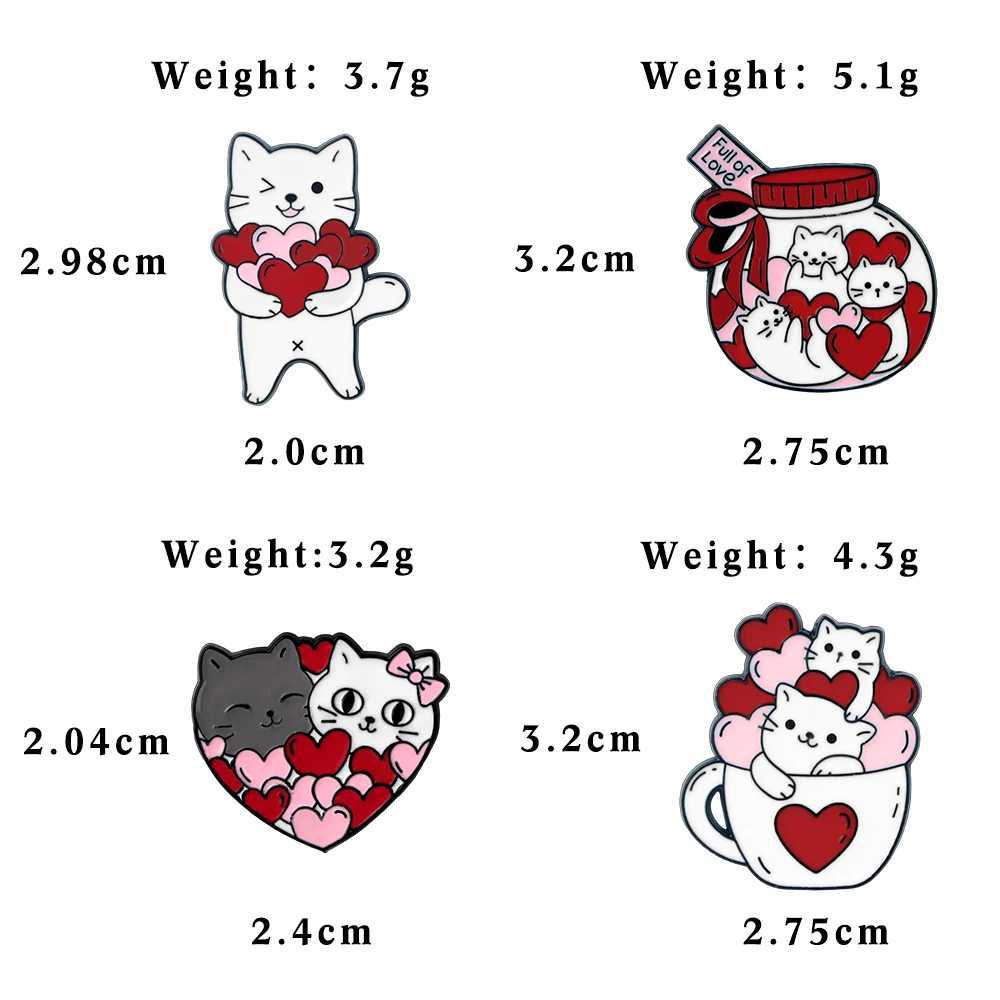 Cute Cats Wink Enamel Brooch Sweet Kitten Couple Photo Wedding Candy Gift Denim Lapel Pins Cartoon Animal Badge Backpack JewelryX240914
