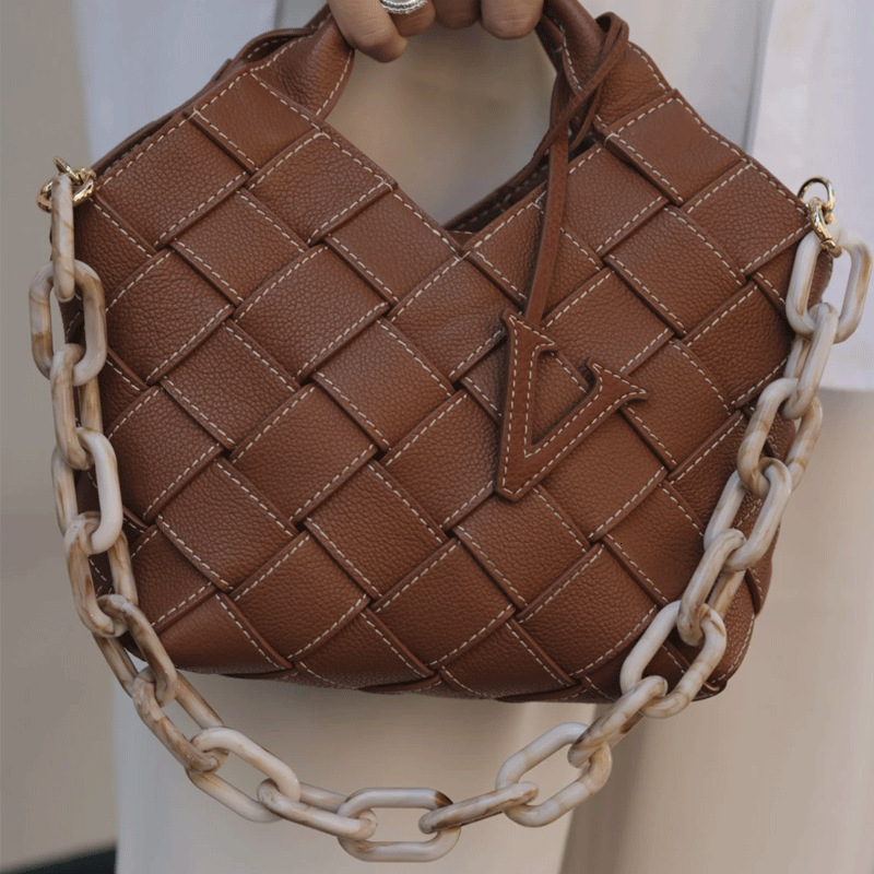 2025 Designer VERED Melad Style Light Luxury Premium Single Shoulder Wrinkled Cowhide Summer Handmade Weaving Bag