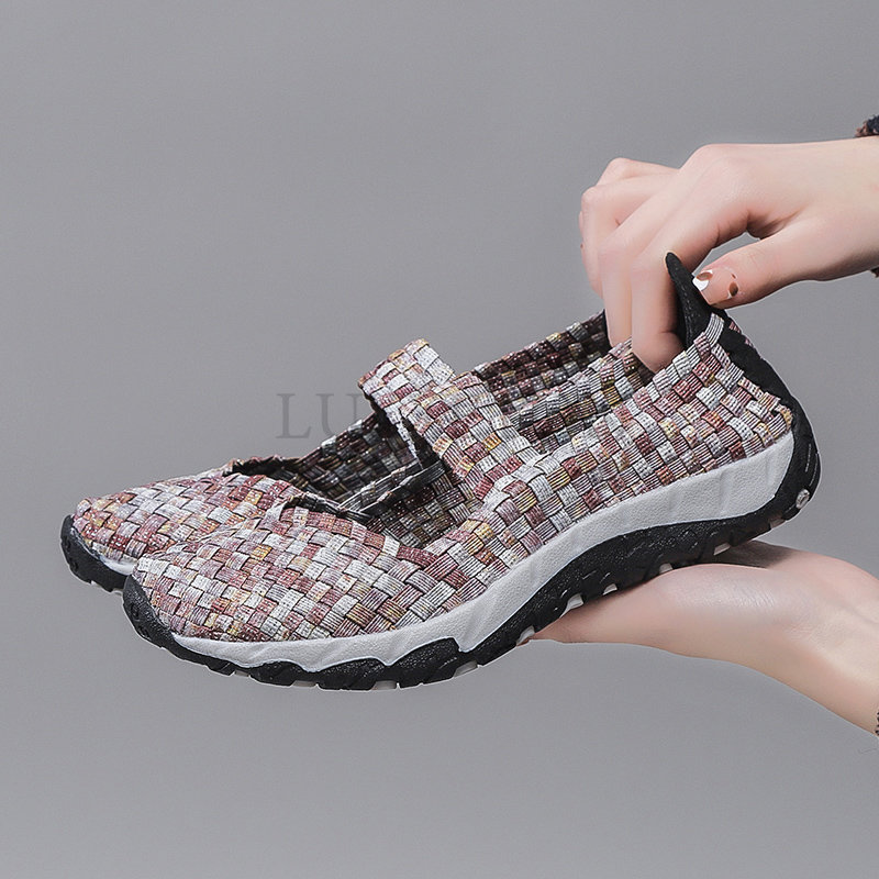 Casual Shoes Woman Sneakers Summer Flat Shoes Breathable Mesh Women Vulcanize Shoes Soft Bottom Women woven Shoes