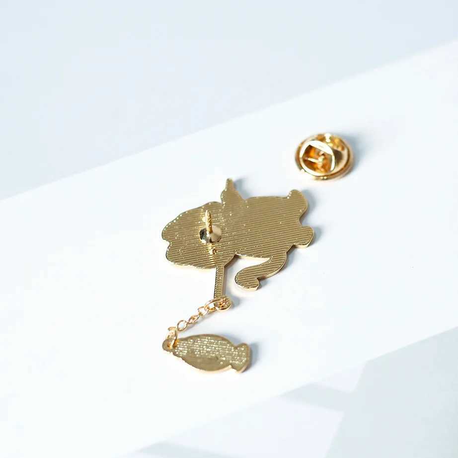 New Fashion Creative Cat Fishing Design Metal Enamel Brooch Cartoon Cute Animal Badge Pin Best Friend Gift Jewelry AccessoriesX240914