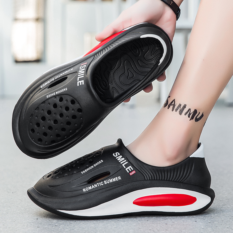 New Men Slippers Sandals Beach Outdoor Slip-on Clogs Garden Shoes Design Soft EVA Comfortable Sandals Mens Indoor Home Slippers