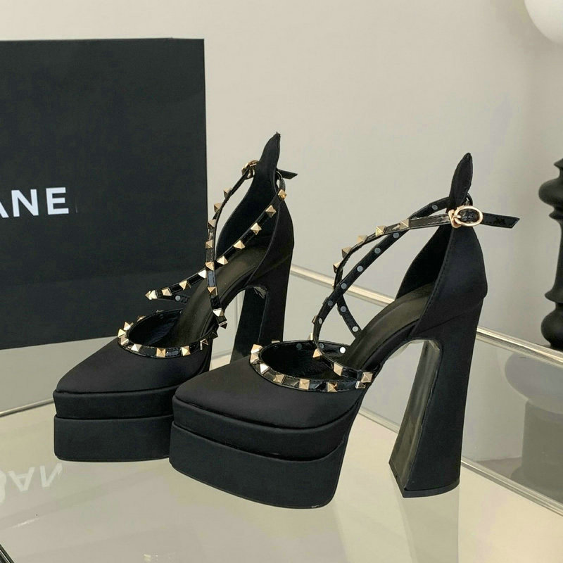 Summer 2024 New Fashion Rivet Pumps Thick Heel Pointed Satin High Heels Women's Single Shoes 58a9 s