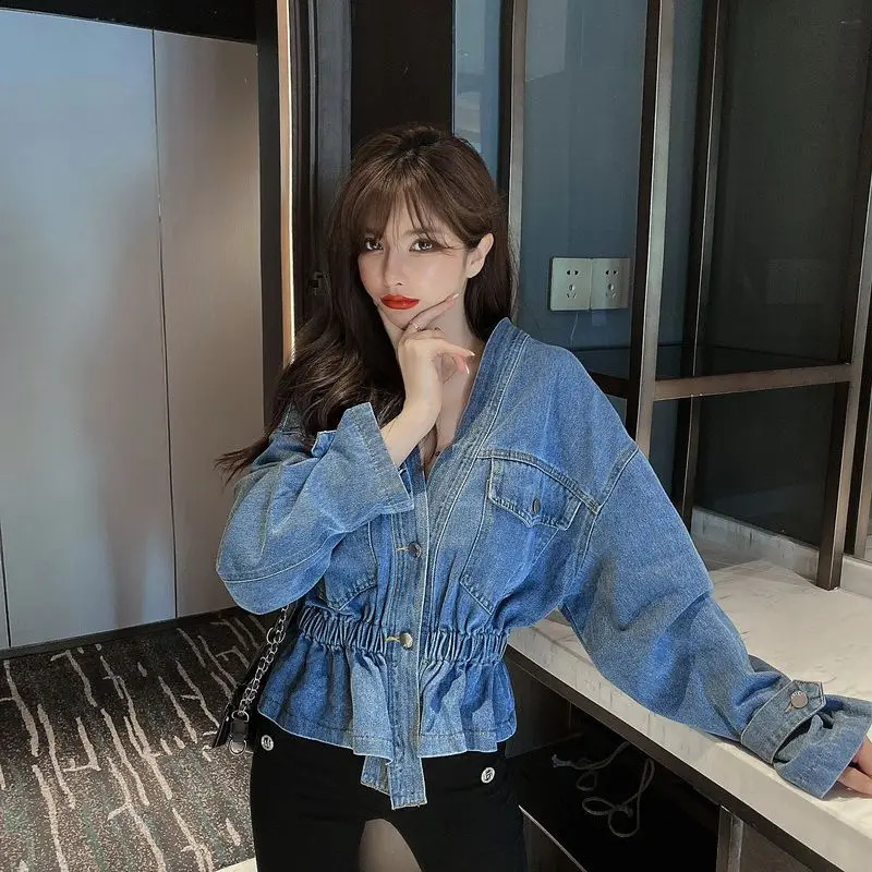 Womens denim jacket is trendy loose and versatile with a slim waist a fashionable casual top and excellent feel 240906