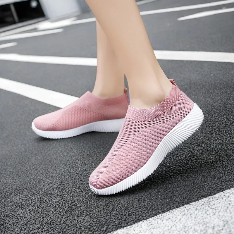 Sier High Top Sneakers For Women 2024 Designer Woman Brands Tenid Low Heel Shoes Slimming Womens Loafers Tennis