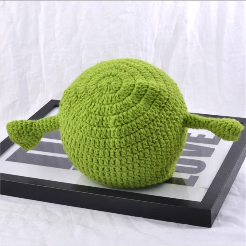 Monster Shrek Hat Wool Winter Knitted Hats Green Party Funny Beanie Skullies Cap for Women Men Pure Handmade y240906