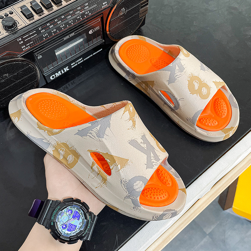 Summer Men Slippers Outdoor New Home Slippers Indoor Designer High Quality Non-Slip Soft Thick Bottom Sliders Women Beach