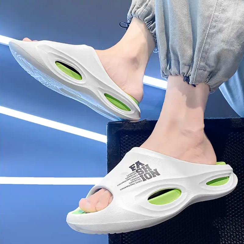 Men's Slippers Indoor Leisure Sports Couple Beach Shoes Summer Outdoor Anti Slip Thick Sole Designer Sandals for Men Zapatillas