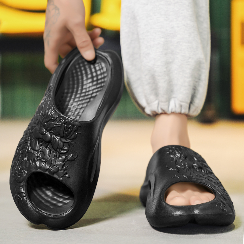 Fashion Design Men's Slippers Indoor Outdoor Sandals Beach Comfortable Soft Slides Casual Shoes New Men Flip-flops Home Slippers