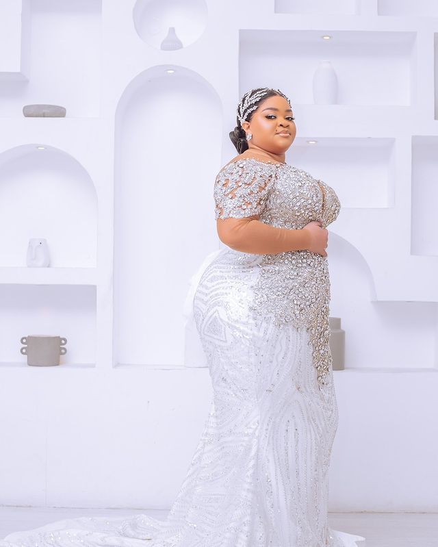 2024 Arabic Aso Ebi Plus Size Ivory Mermaid Wedding Dresses Luxurious Lace Rhinestones Tiers Detachable Train Bridal Gowns Dress