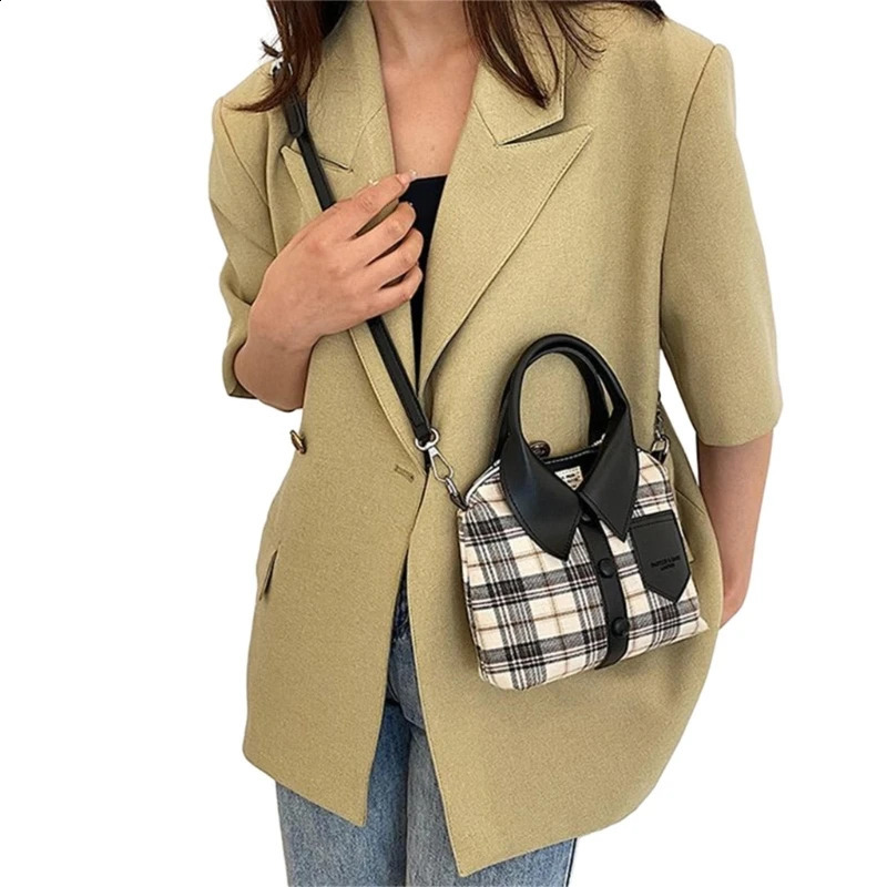 Clothing bag T-shirt handbag creative PU cross body bag womens retro handbag womens handbag with adjustable shoulder strap 240912