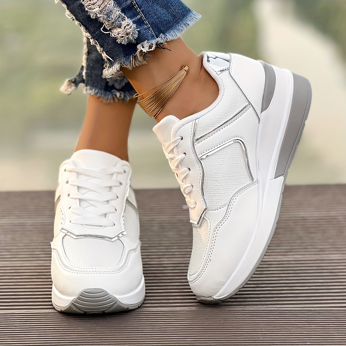 Women Sports Shoes Athleisure Style Running Shoes Fashion Thick Sole Plus Size 36-43 Free shipping