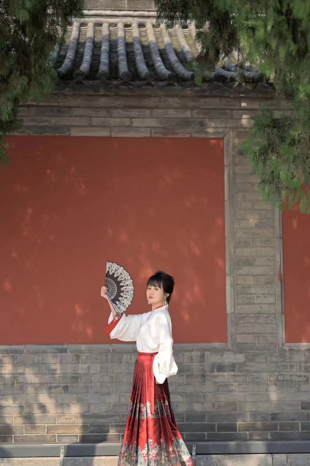 Hanfu Qianli Jiangshan Embroidered Floral Flying Sleeve New Chinese Style Red Mamian Skirt Wedding Dress for Autumn and Winter