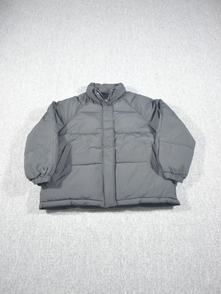 Oversized Puffer Jacket Female Hooded Loose Korean Bubble Coat Winter Warm Thick Short Parkas Mujer Women Snow Wear Outwear Goth 240914