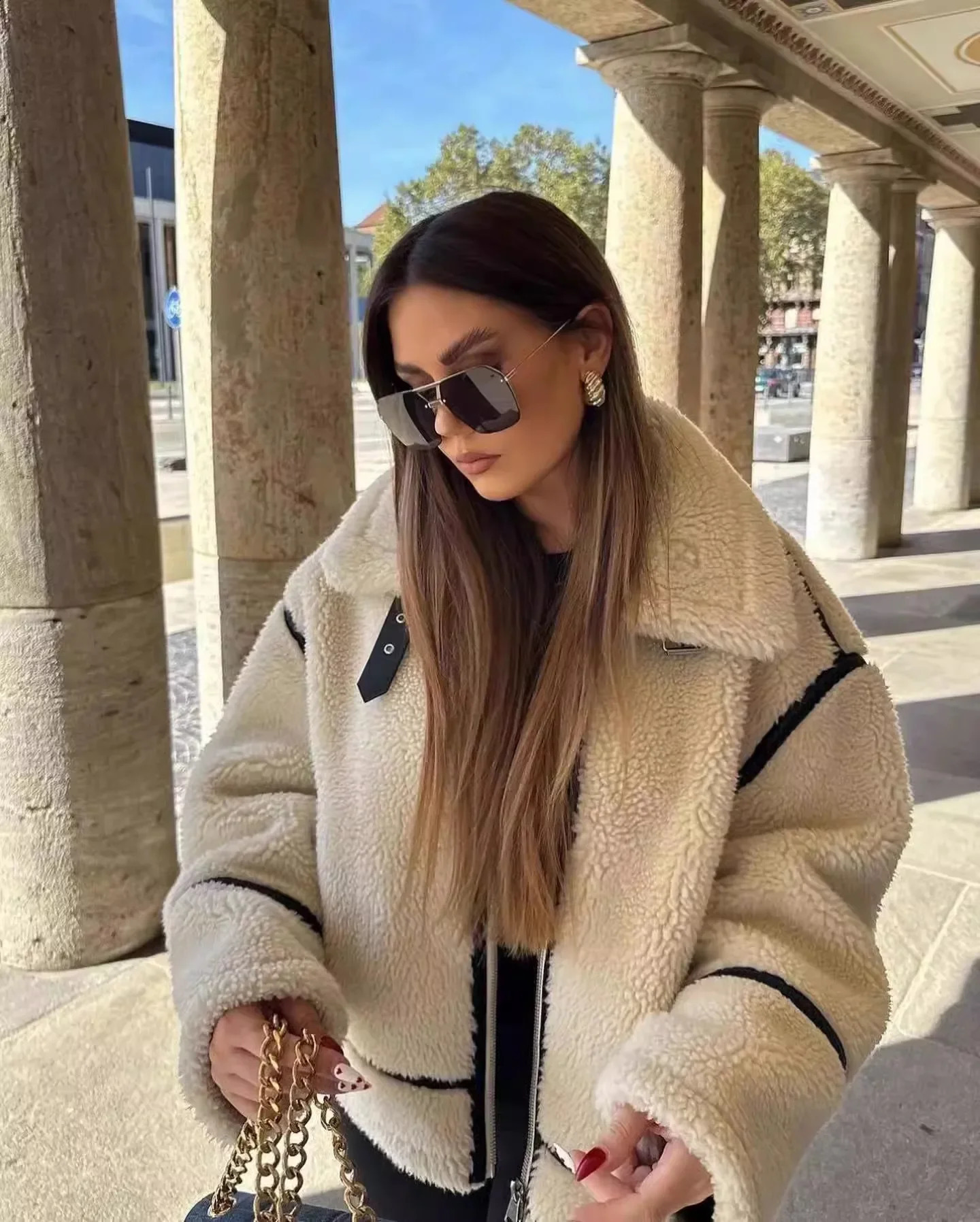Womens 2024 Warm Fashionable Loose Matching Full Color Matching Cashmere Coat with Deer Velvet Lining Jacket 240914