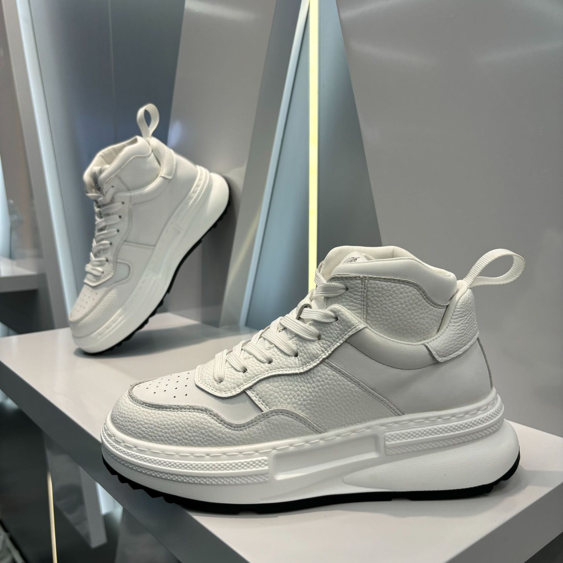 Ddmybear Spring And Autumn Men's Casual Sports Board Fashionable Inner Height Increase Thick Bottom Leather Shoes For Male Students Chinese Brand