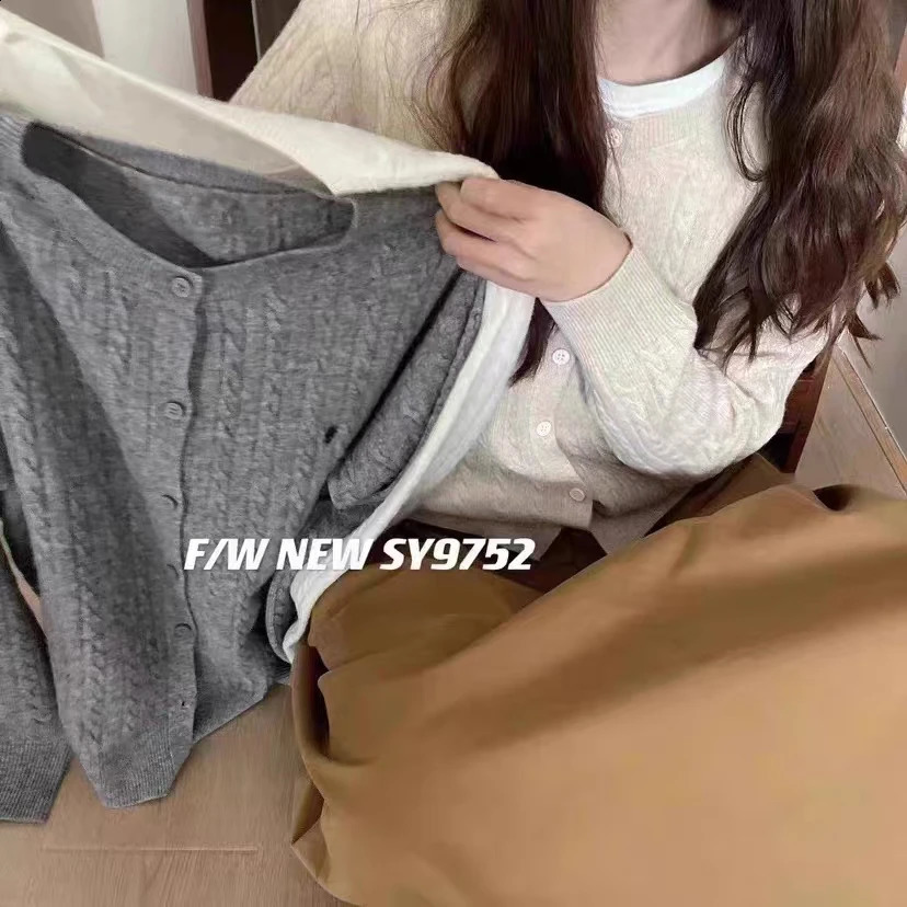 cashmere cardigan womens Oneck autumn and winter solid single chest 240912