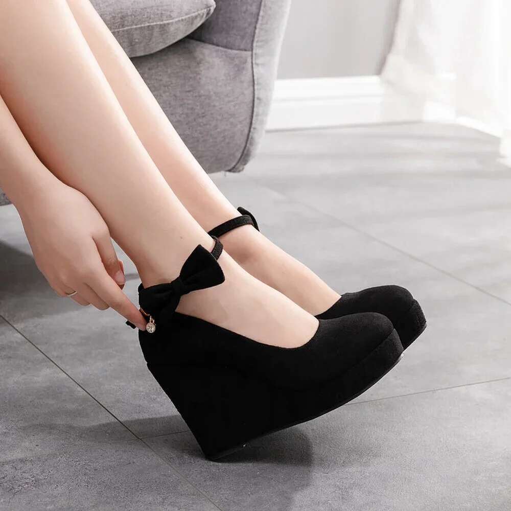 2024 New Bow Wedge Large Size Wedding Party Shoes Black/Red Thick Sole Fashion Women's High Heels