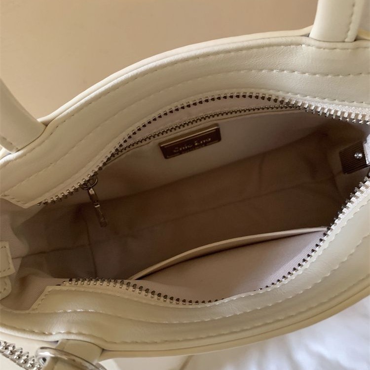 Southern Wind Romantic Summer Tote 2024 New Cute and Niche Handheld Fashion Single Shoulder Crossbody Bag 250321