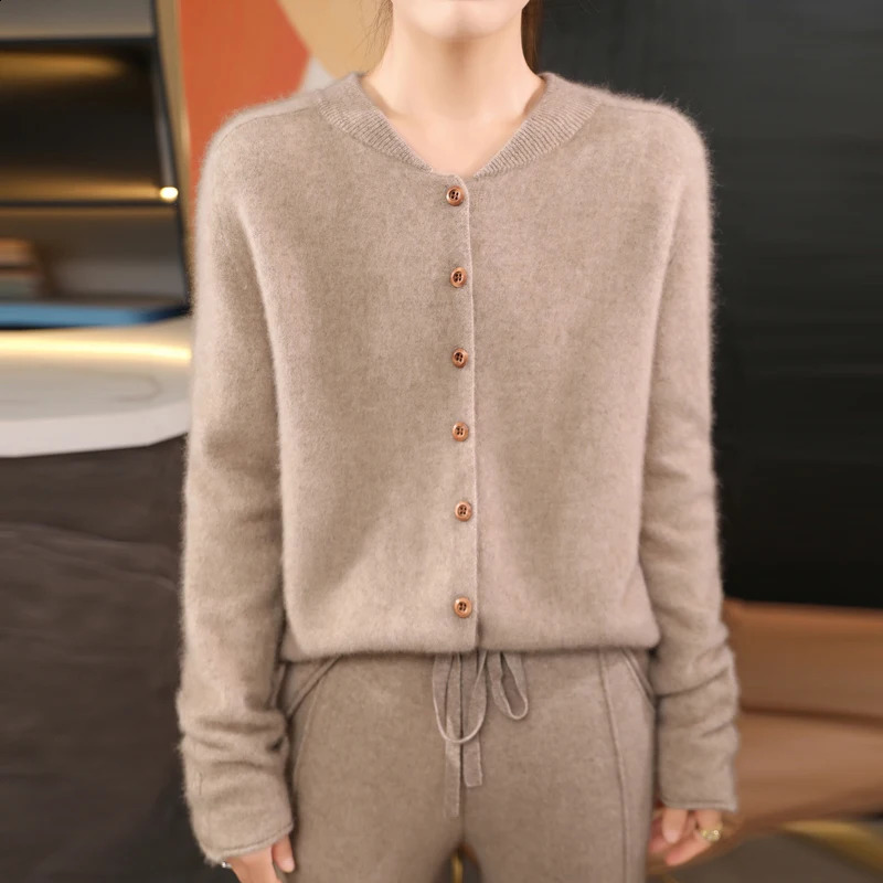 100% Wool Cardigan Sweater Women Fashion Solid Color Long Sleeve Top Autumn Winter Knit Female Casual Loose Warm Jacket 240904