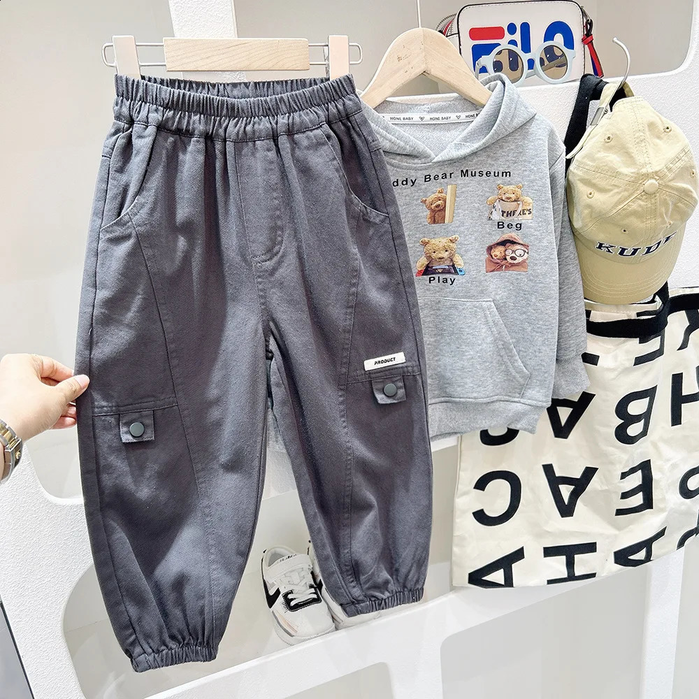 Spring Autumn Children Boys Cargo Pants Elastic Pockets Solid Kid Boys Jogger Pants Letter Sticker Student Boys Trousers 240906