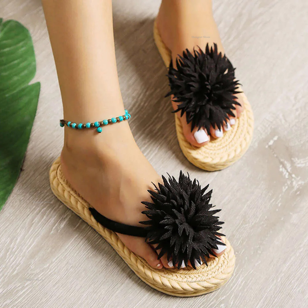 Flip Flops Flower 2024 Women Leisure Woven Beach Holiday Slippers Vintage Flat Non-Slip Outdoor Comfortable All Match Sandals