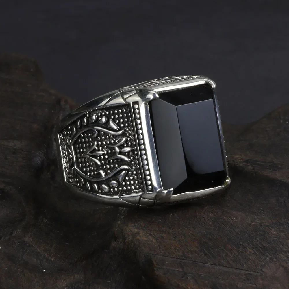 A genuine 925 sterling silver mens signature ring made of black agate natural stone vintage flowers carved punk rock and jewelry 240912