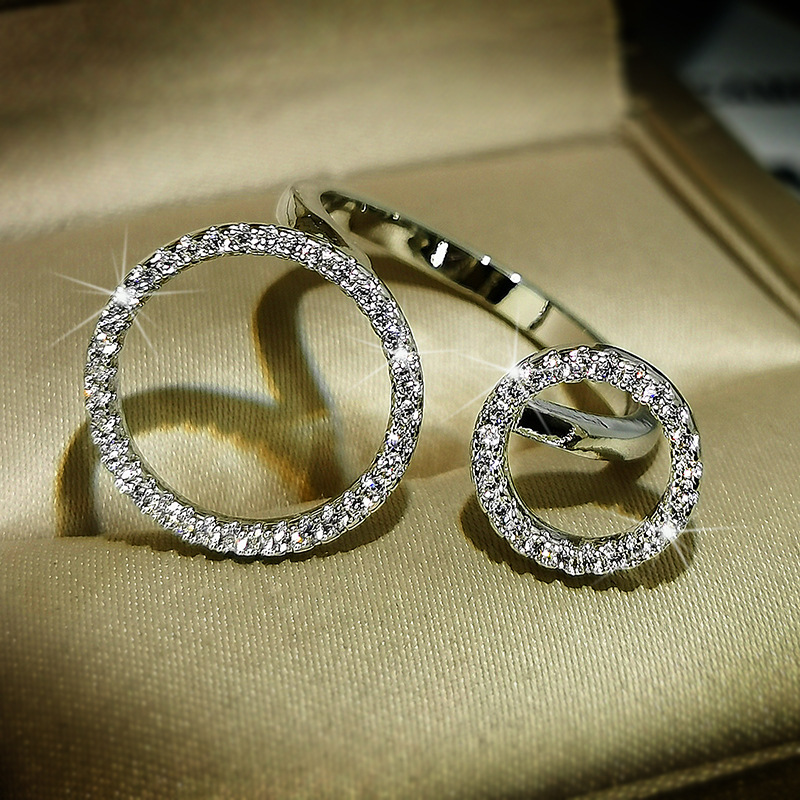 Sterg Sier Adjustable Ring: Sparkg White Sapphire CZ Eternity Band Wedding Jewelry